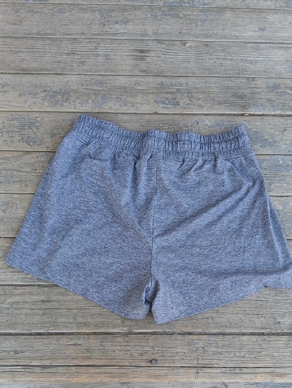 Marika Women's Soft Athletic Gray Shorts Size Medium - Picture 4 of 4